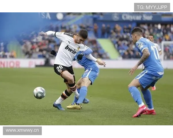 从豪强到精打细算,巴萨真的撑不住了? 从豪强到精打细算,巴萨真的撑不住了?