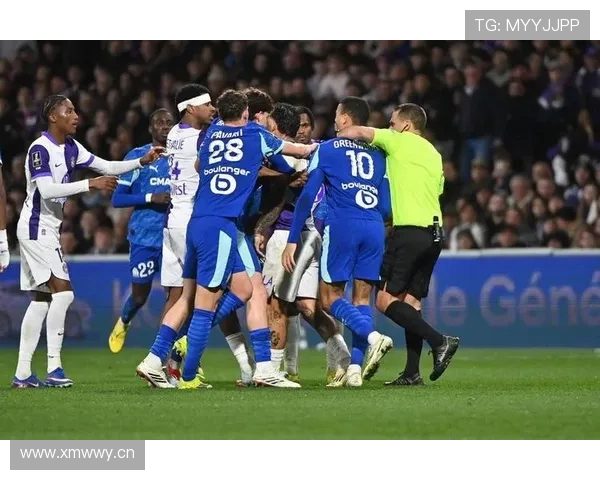 切尔西高投入未转化为稳定战绩,赛季表现波动对争冠形势产生影响 切尔西高投入未转化为稳定战绩,赛季表现波动对争冠形势产生影响