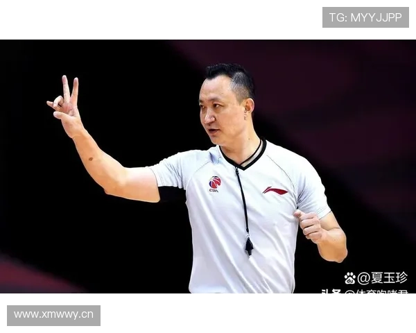 主裁判职责全解析:比赛中他到底管什么、该如何判罚? 主裁判职责全解析:比赛中他到底管什么、该如何判罚?