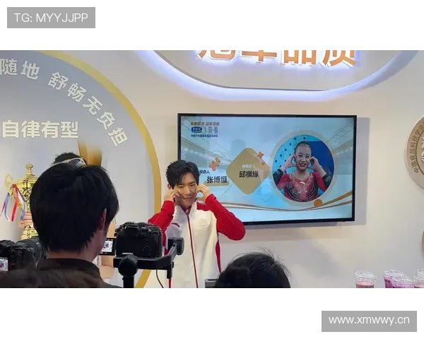 张博恒训练完直接打车去奢侈品店，这自律和消费反差谁懂啊