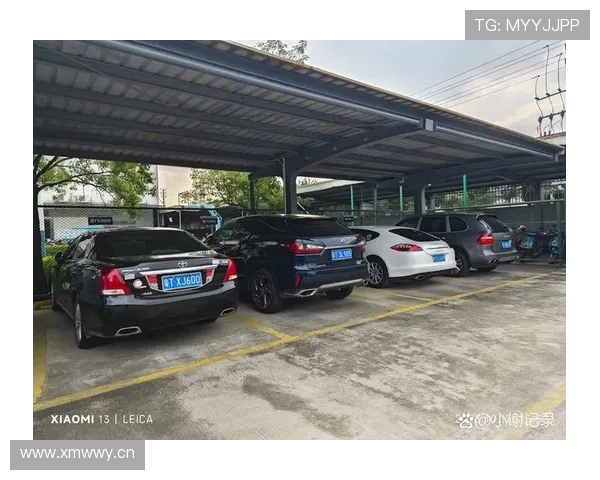 陆光祖居然开豪车去训练场？这普通人想象不到的生活差距啊！